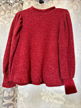 ZENANA Long Sleeve Sweater in Red Like New